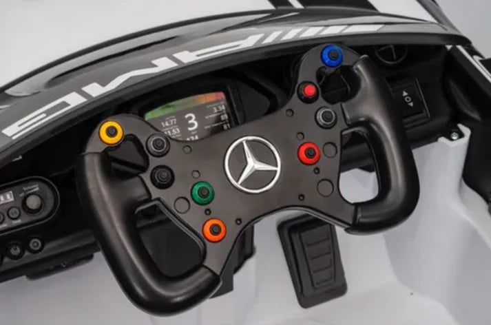 Mercedes AMG GT4 Blanc sous licence – Voiture Electrique Pour Enfants Avec Télécommande